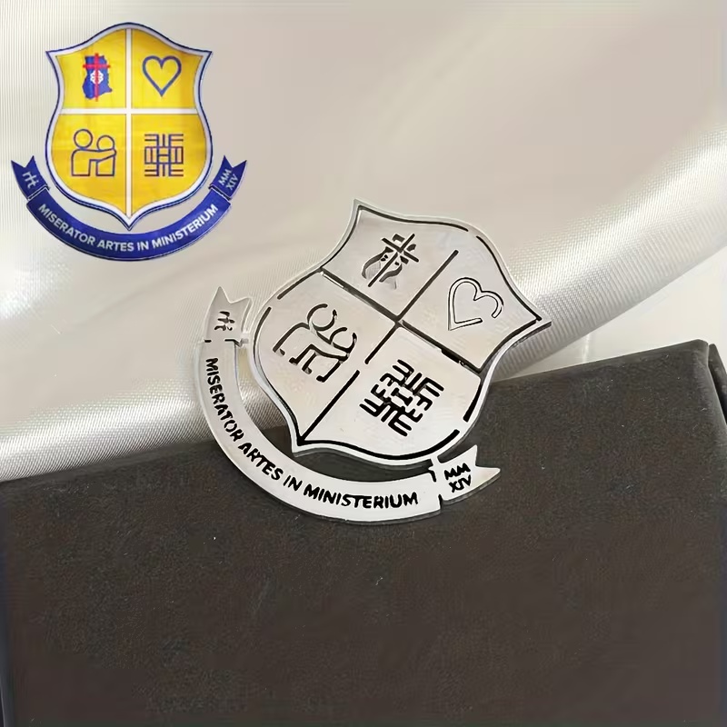 دبابيس شعار مخصصة بتصميم بسيط  - مراجعة Men Accessories Logo وسعره