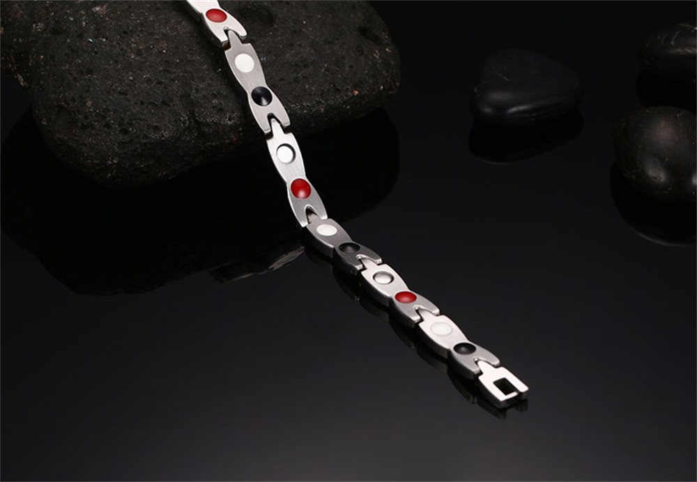 سوار مغناطيسي ملتوي للنساء وال - مراجعة Men Accessories Singapore وسعره